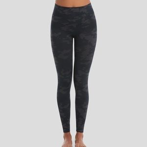 Spanx size small Camo leggings